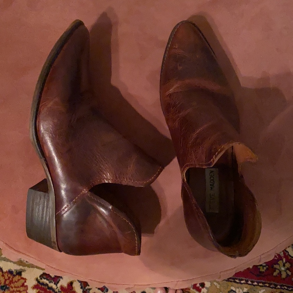 Steve Madden Leather Booties